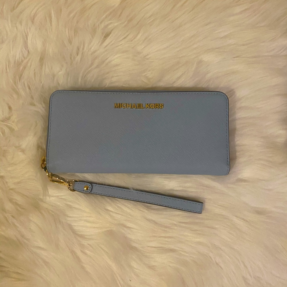 Michael Kors Jet Set Travel Continental Wallet